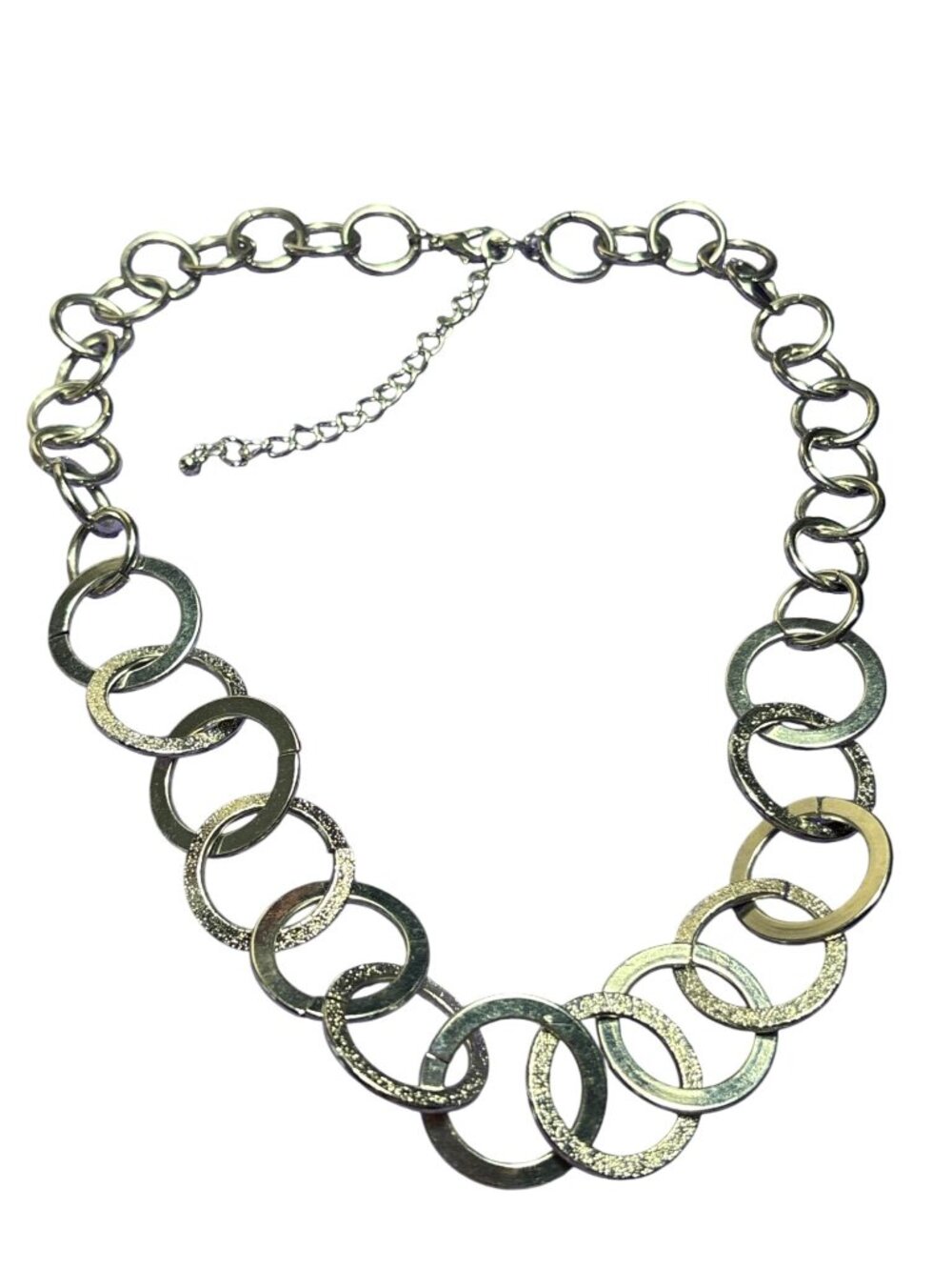 Vintage Y2K Silvertone Circle Chain Necklace Graduated 18 - 21 inches Long